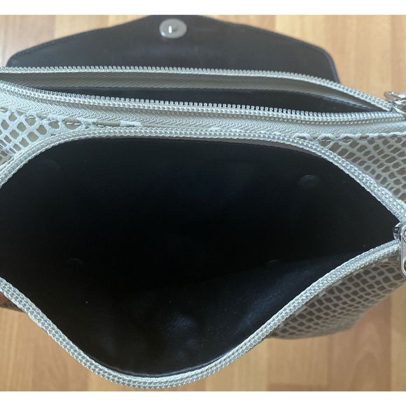 Vintage Due Fratelli Gray Leather Snakeskin Pattern Crossbody Bag Made Canada - Picture 8 of 10